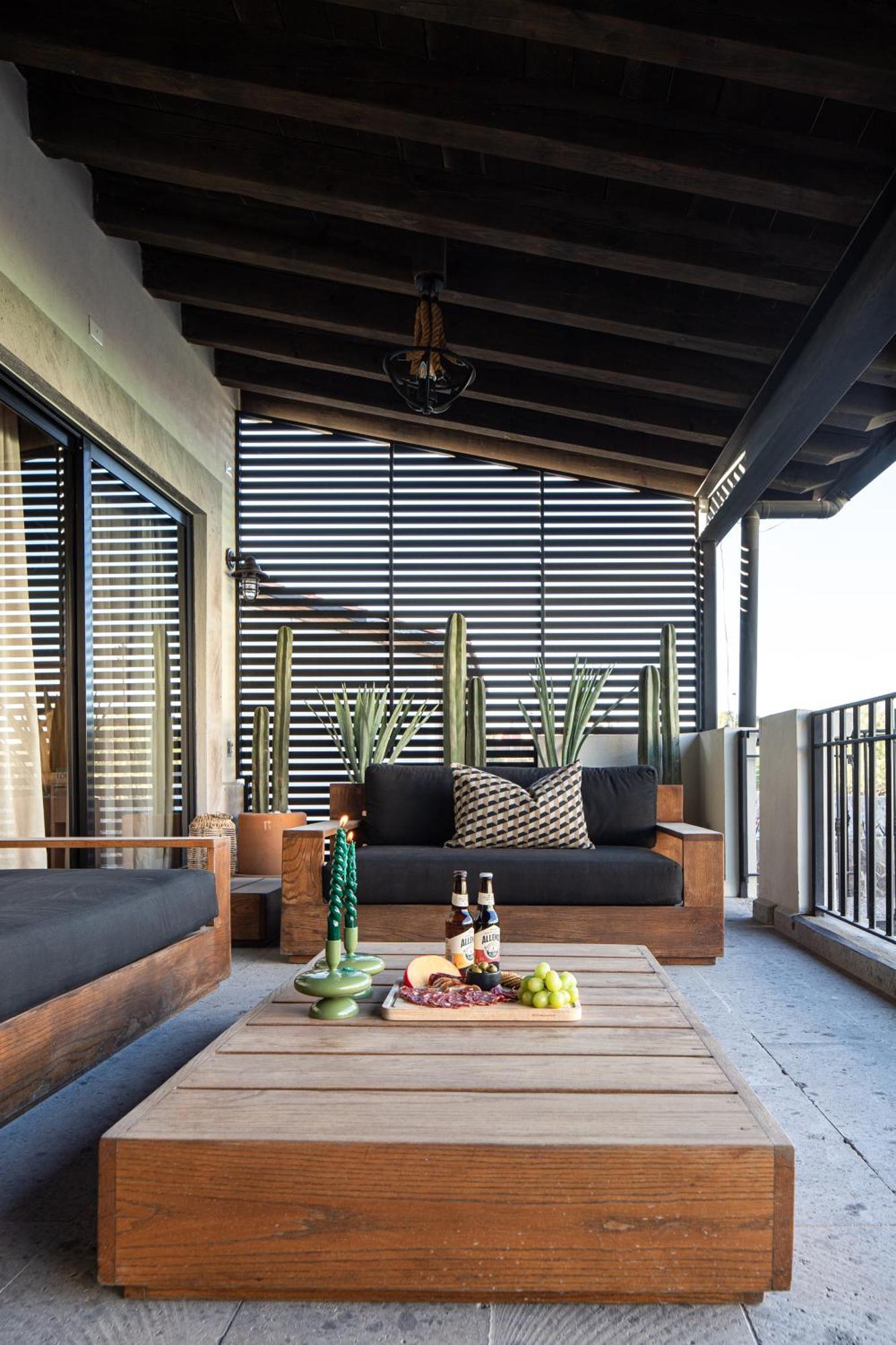 Private Jacuzzi & Pool, Elegant La Escondida 5br Holiday home San Miguel de Allende